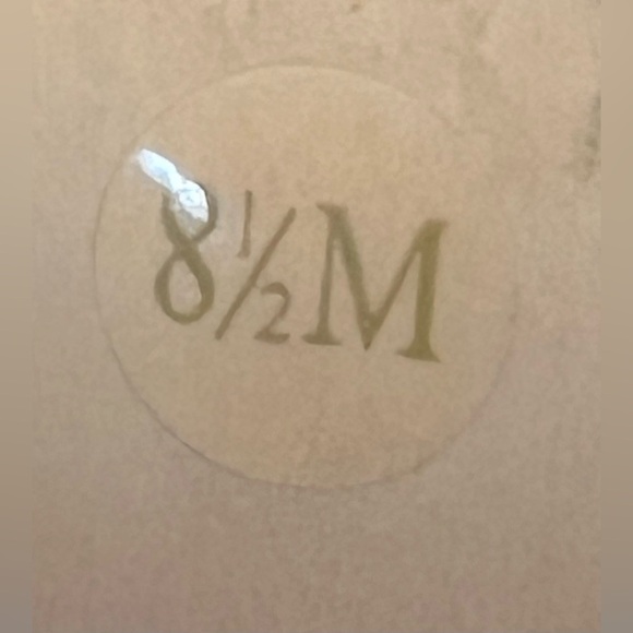 I•N•C International Concepts | ladies Zitah suede heel shoes. Size: 8.5 - Picture 15 of 16